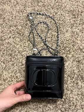 NEW Dior Beauty Patent Vanity Case with Chain